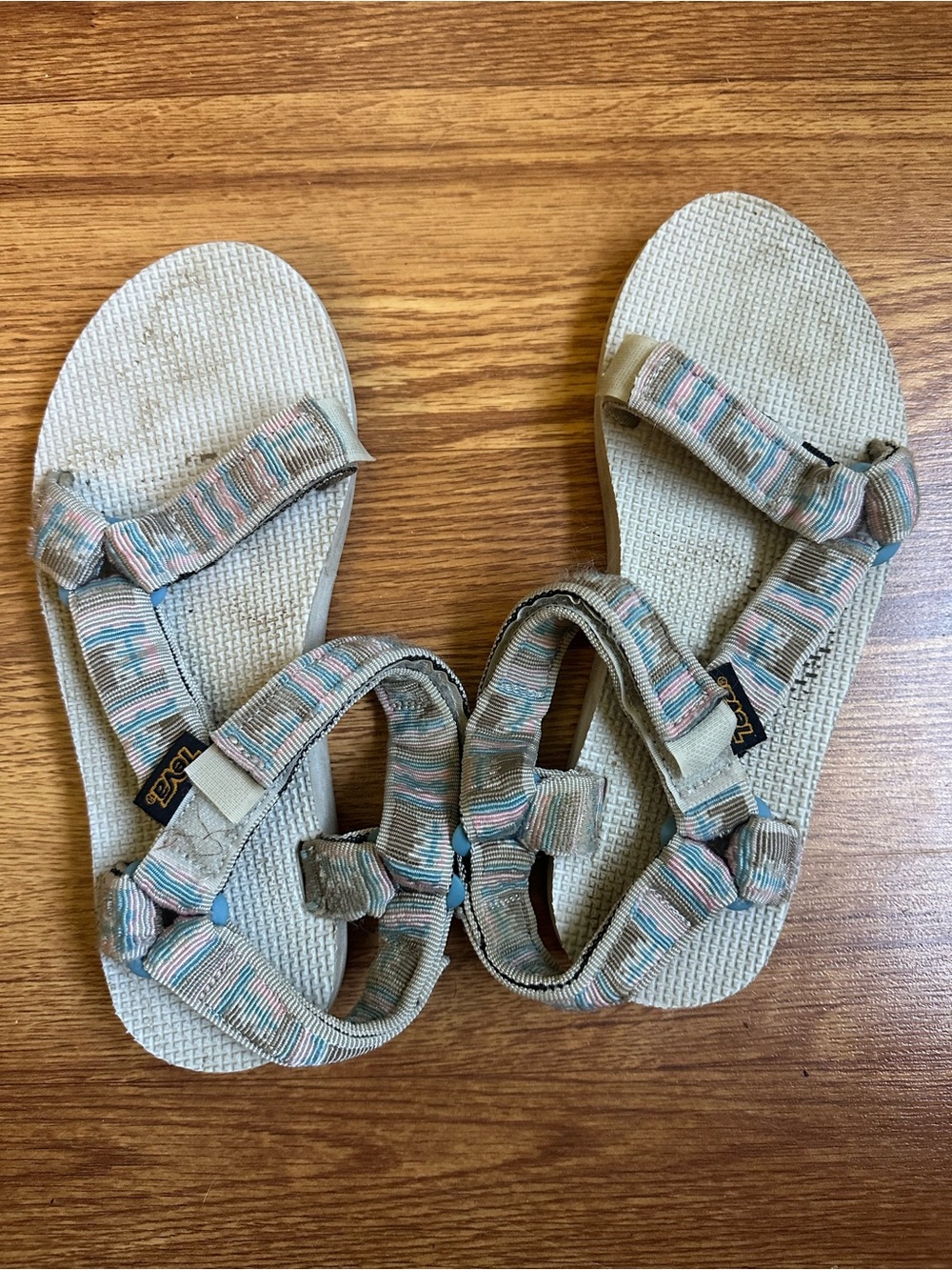 Teva size 7 -' Strappy Sandals in Beige with Multicolor Straps